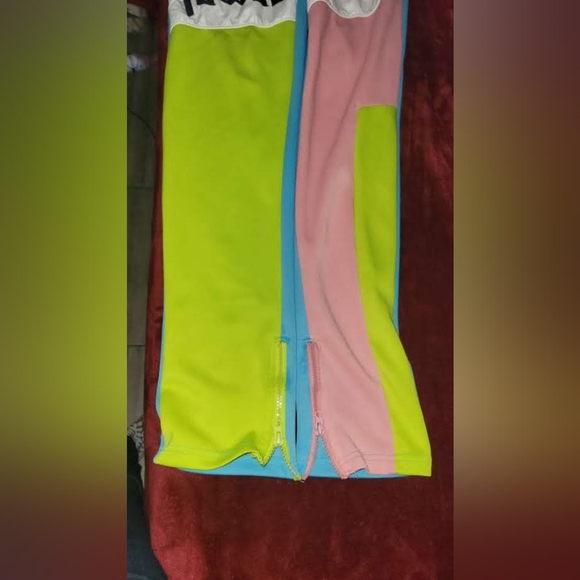 Jewel house hoodie & pant set - Picture 4 of 7